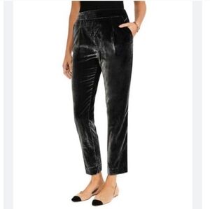 Ann Taylor Velvet Easy Ankle Pant, size Medium, EUC
